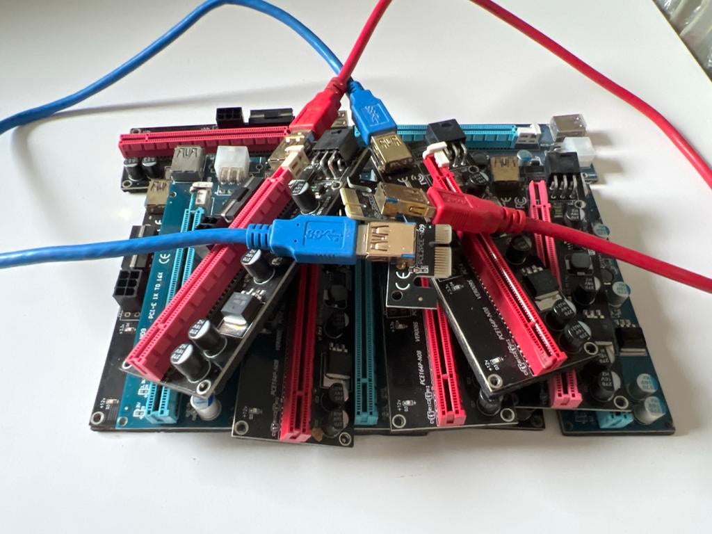 PCI-E 16x naar 1x Riser Card met kabels (20 stuks), Computers en Software, Overige Computers en Software, Gebruikt, Ophalen of Verzenden