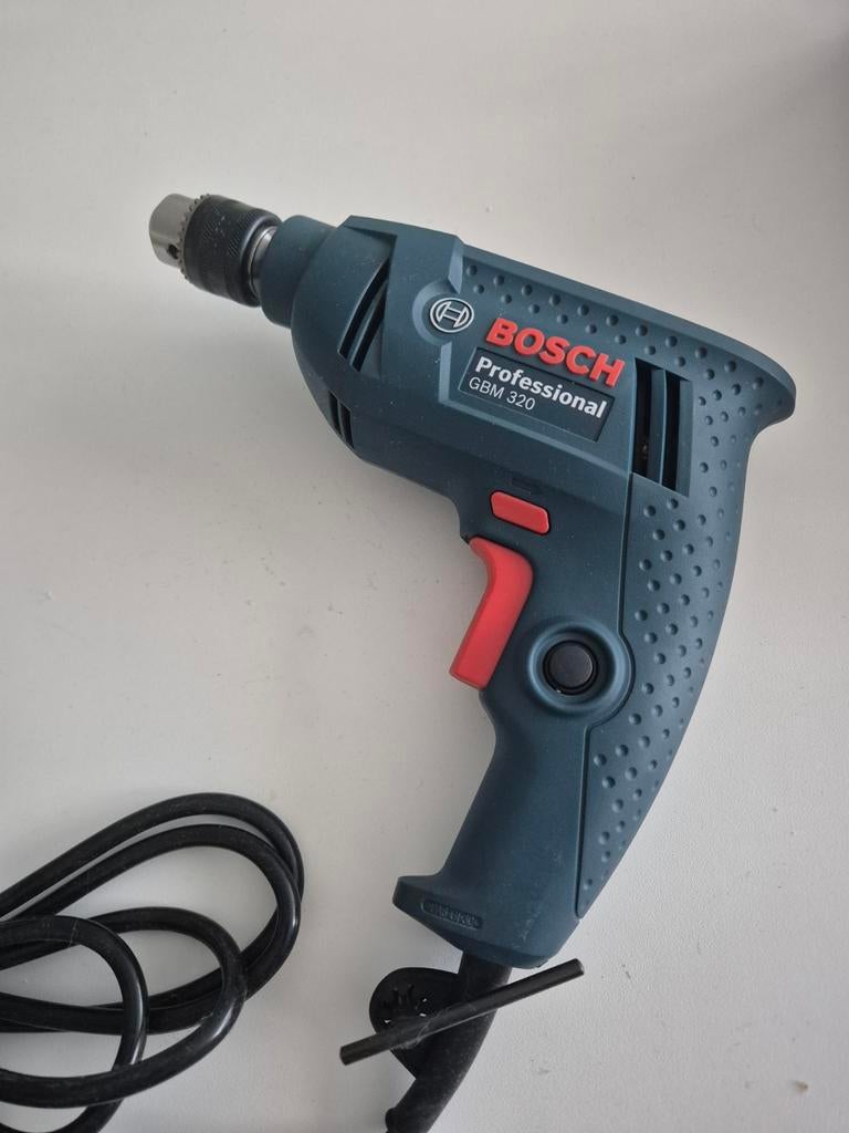 Bosch Professional GBM 320 boormachine nieuw in doos, Ophalen, Nieuw, Minder dan 400 watt, Boor- en Schroefmachine