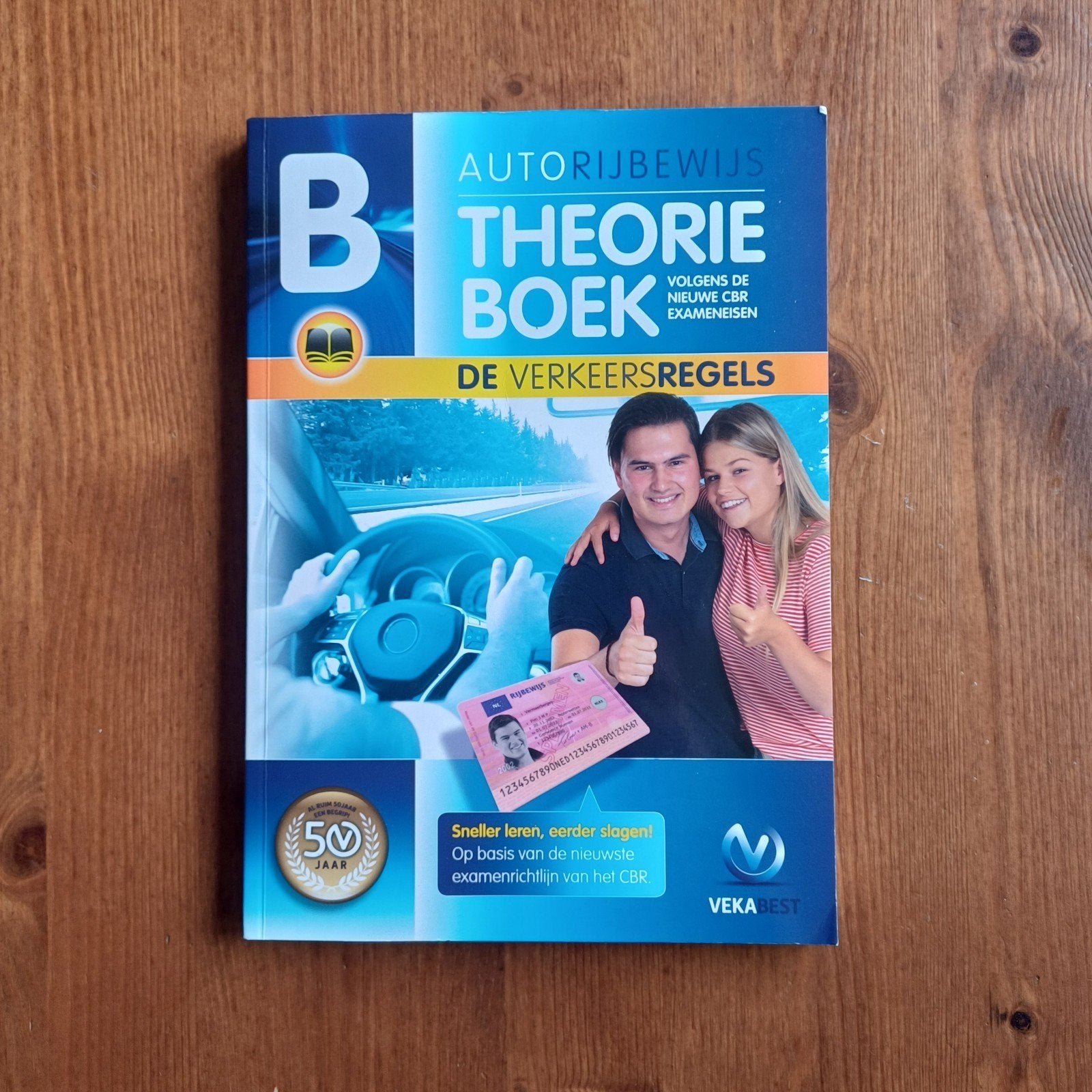 Autorijbewijs Theorieboek - De Verkeersregels (4e druk), Boeken, Ophalen of Verzenden, Gelezen, Overige niveaus