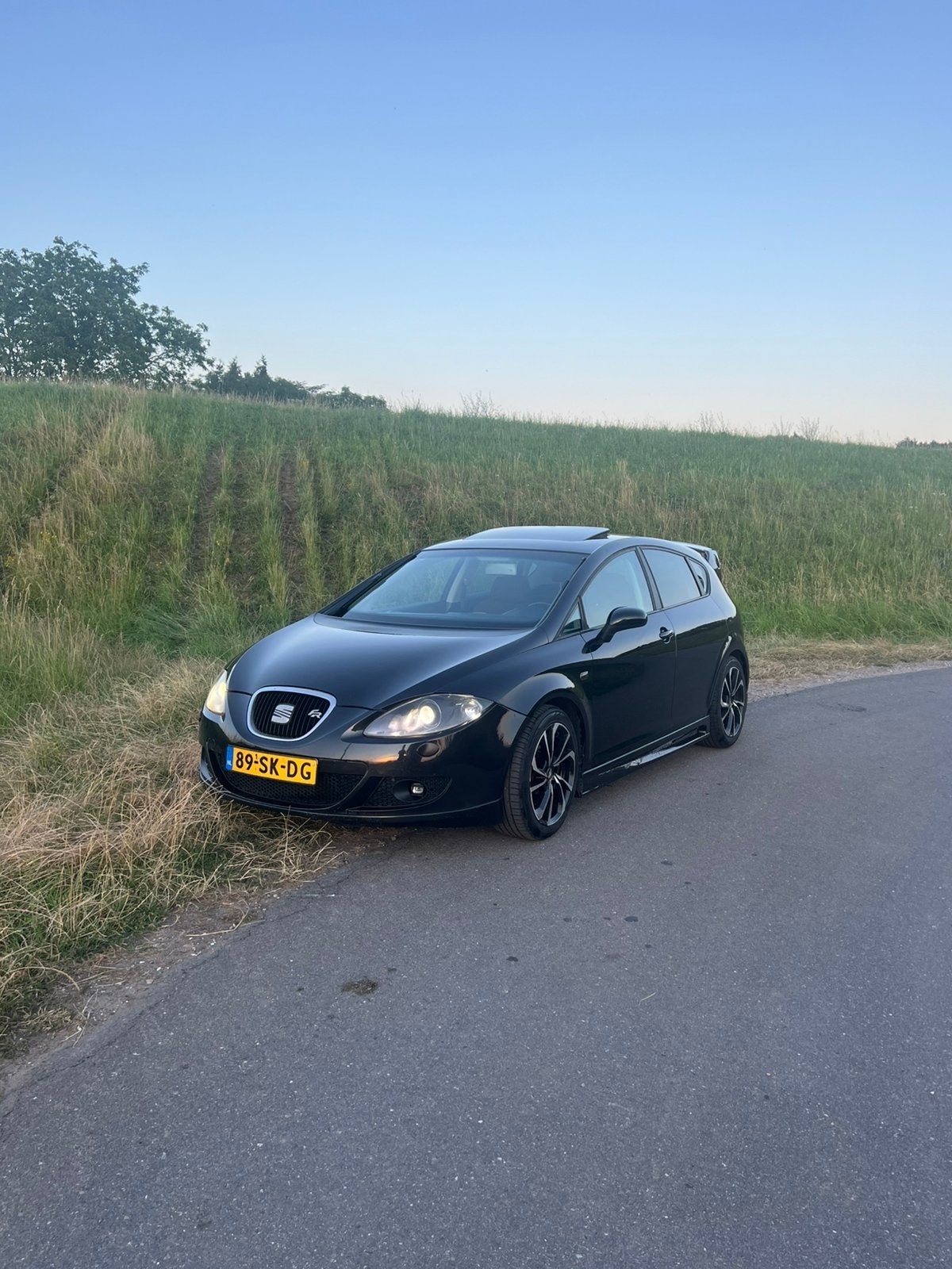 Nette, goed onderhouden Seat leon fr 2.0 tfsi, Auto's, Seat, Voorwielaandrijving, 4 cilinders, Leon, Zwart