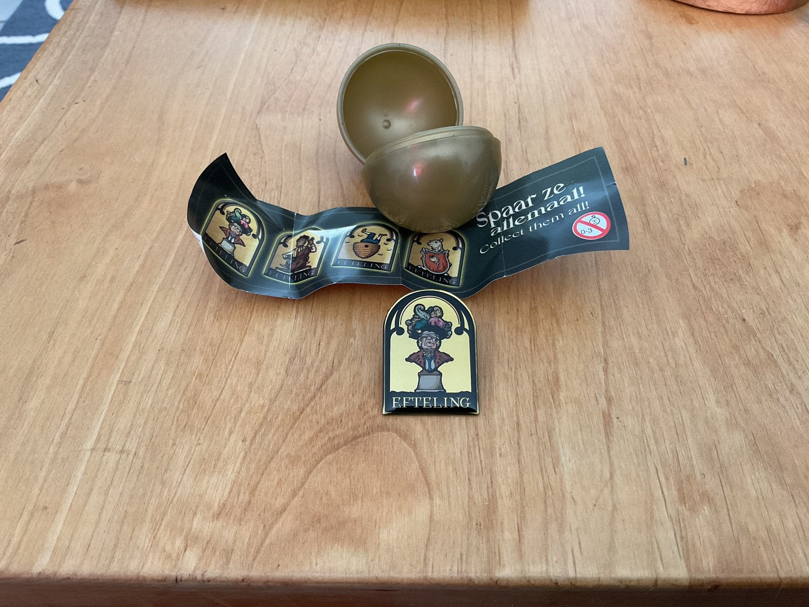 Efteling Smidje pin Kogeloog, Ophalen, Nieuw, Button of Speldje