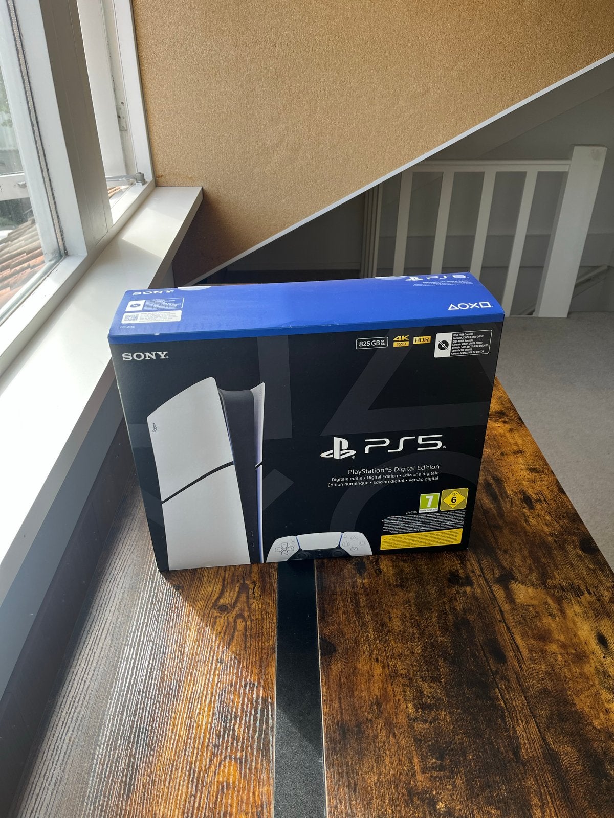Sony PlayStation 5 Slim Digital Edition 825GB - New & Sealed, Spelcomputers en Games, Ophalen, Nieuw, Playstation 5 Digital