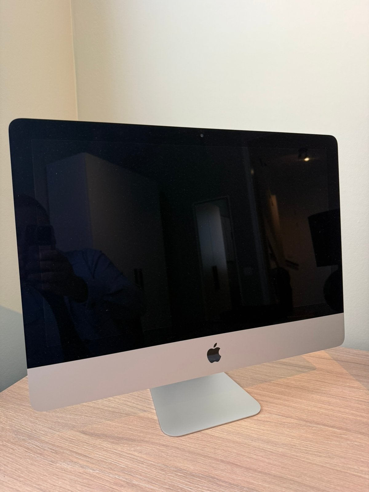 Apple iMac 21,5 inch (2020) – Nette staat, Computers en Software, Ophalen, Zo goed als nieuw, IMac, 2 tot 3 Ghz
