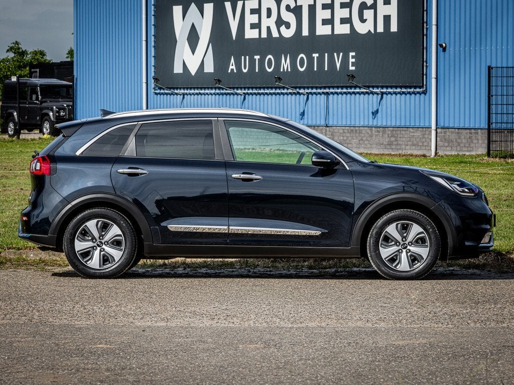 Kia Niro 1.6 GDi PHEV DynamicPlusLine Schuifdak|Dealer onder, Auto's, Kia, 8 kWh, 77 km/l, Gebruikt, Automatische klimaatregeling