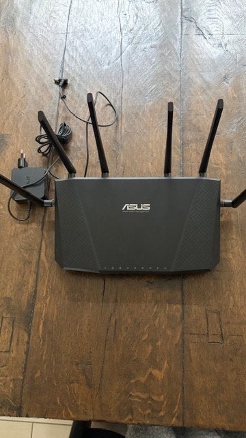 asus rt-ac3200 gigabit router, Ophalen of Verzenden, Gebruikt, Router, ASUS