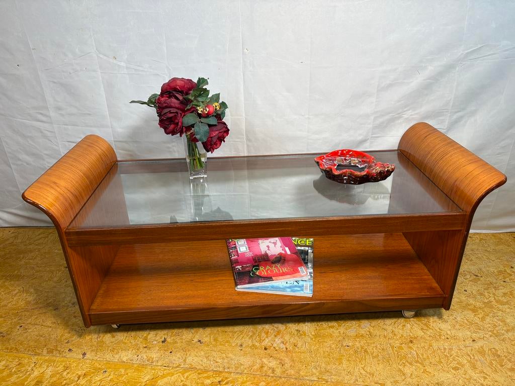 Foto 3 van Gratis bezorging!Midcenturyretro salontafel teaktulpvorm1960