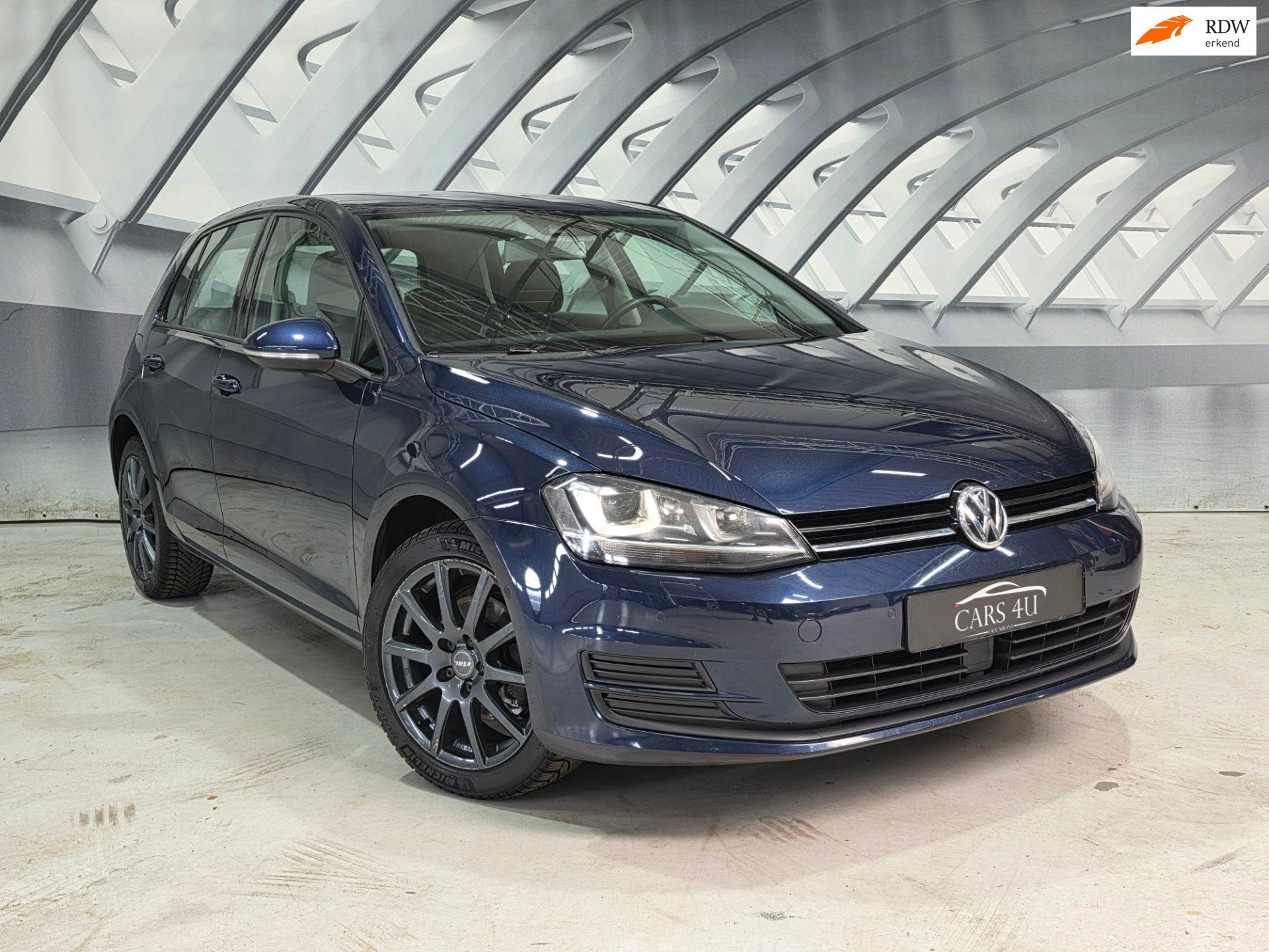 Volkswagen Golf 1.2 TSI Edition R Connected adop massage, Auto's, Voorwielaandrijving, Gebruikt, Euro 6, 4 cilinders