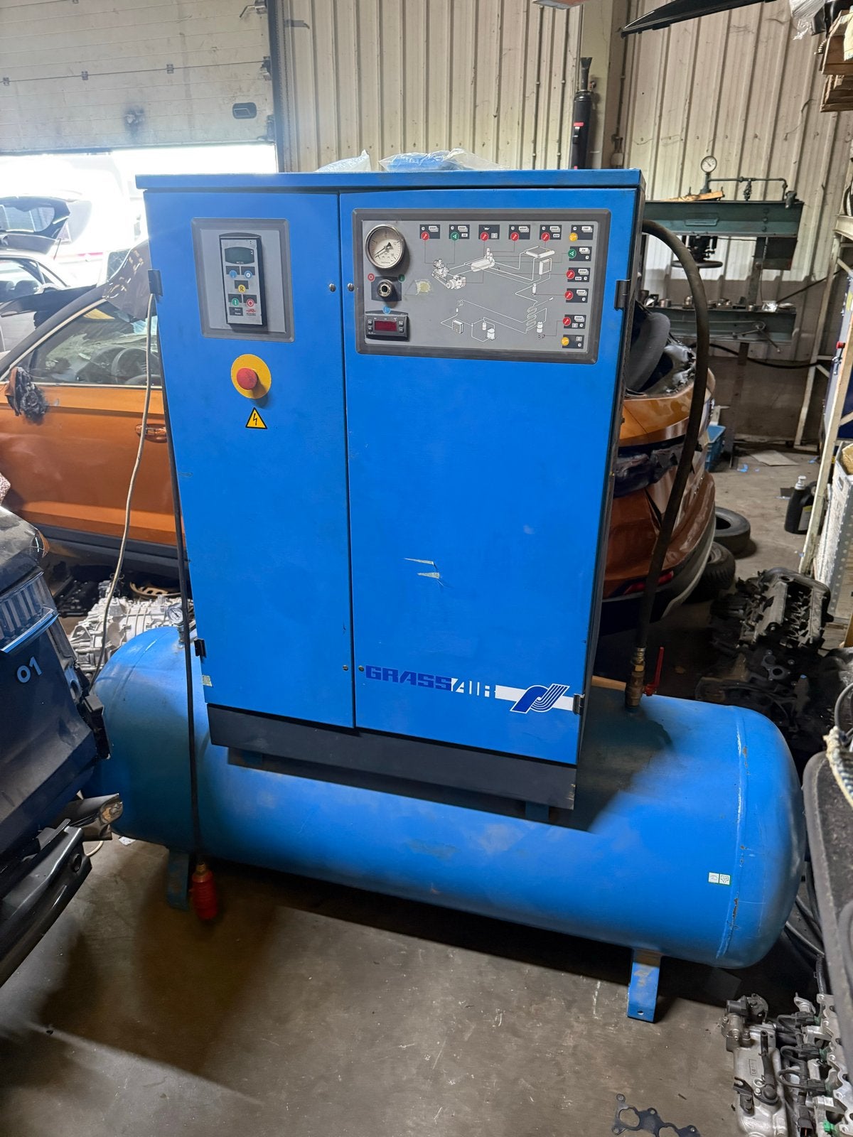 GrassAir SFX1500 11kW Schroefcompressor, Ophalen, Gebruikt, 800 liter/min of meer, 6 tot 10 bar