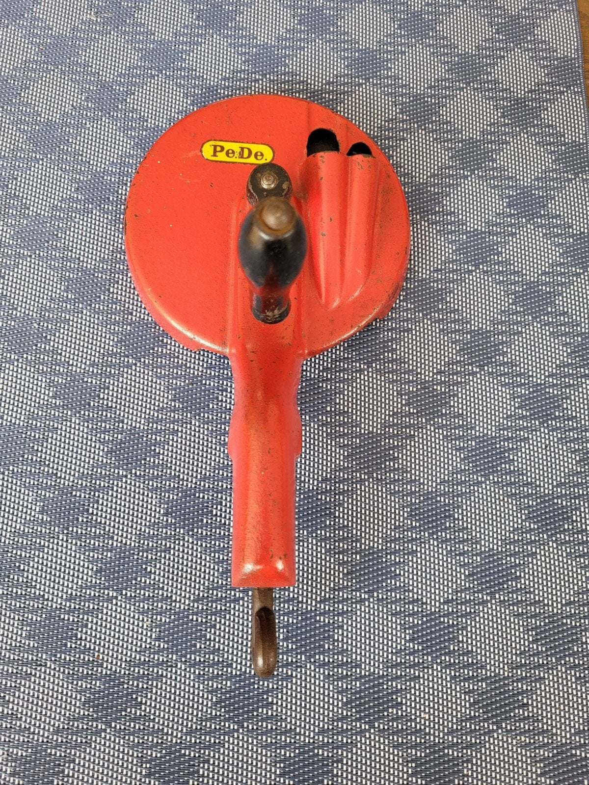 Vintage PeDe snijbonen molen uit de jaren 50 van gietijzer., Ophalen of Verzenden