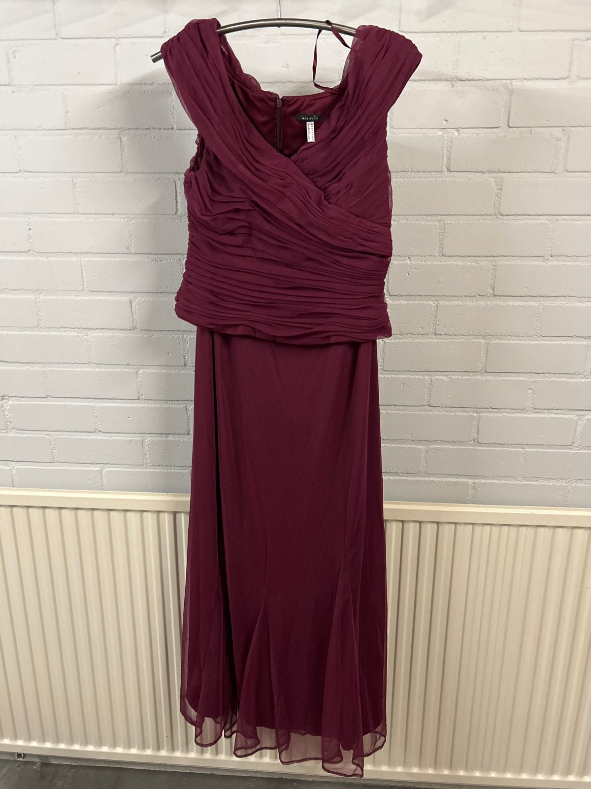 Elegante Mariposa avondjurk, maat 46, bordeauxrood, Kleding | Dames, Jurken, Overige kleuren, Maat 46/48 (XL) of groter, Ophalen of Verzenden