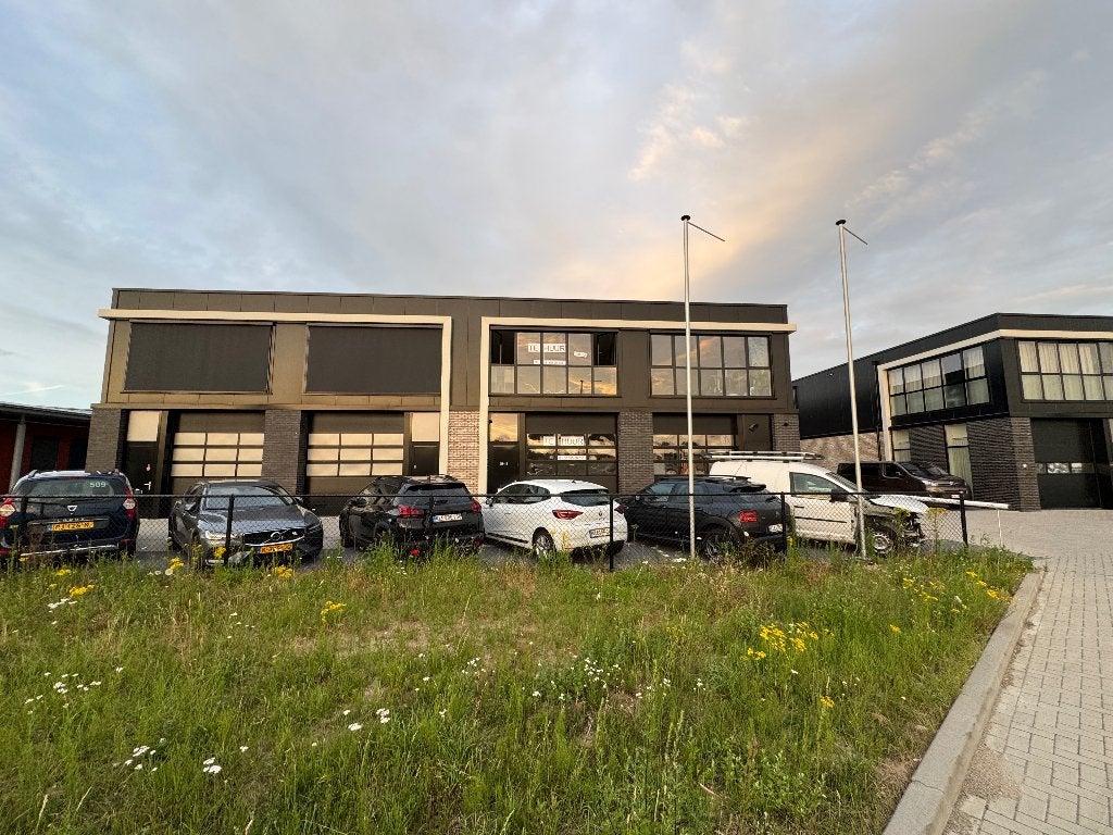 Bedrijfsunit 91 m² (Airco) met vrij uitzicht – 's-Heerenberg, Zakelijke goederen, Bedrijfs Onroerend goed, Bedrijfsruimte, Huur