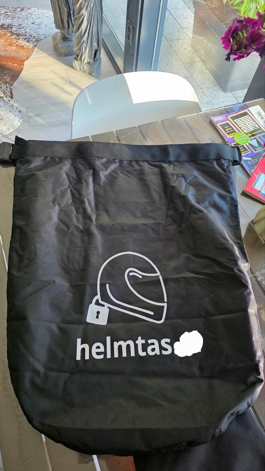 Nieuwe Helmtas met velours binnenzijde en codeslotje, Ophalen of Verzenden