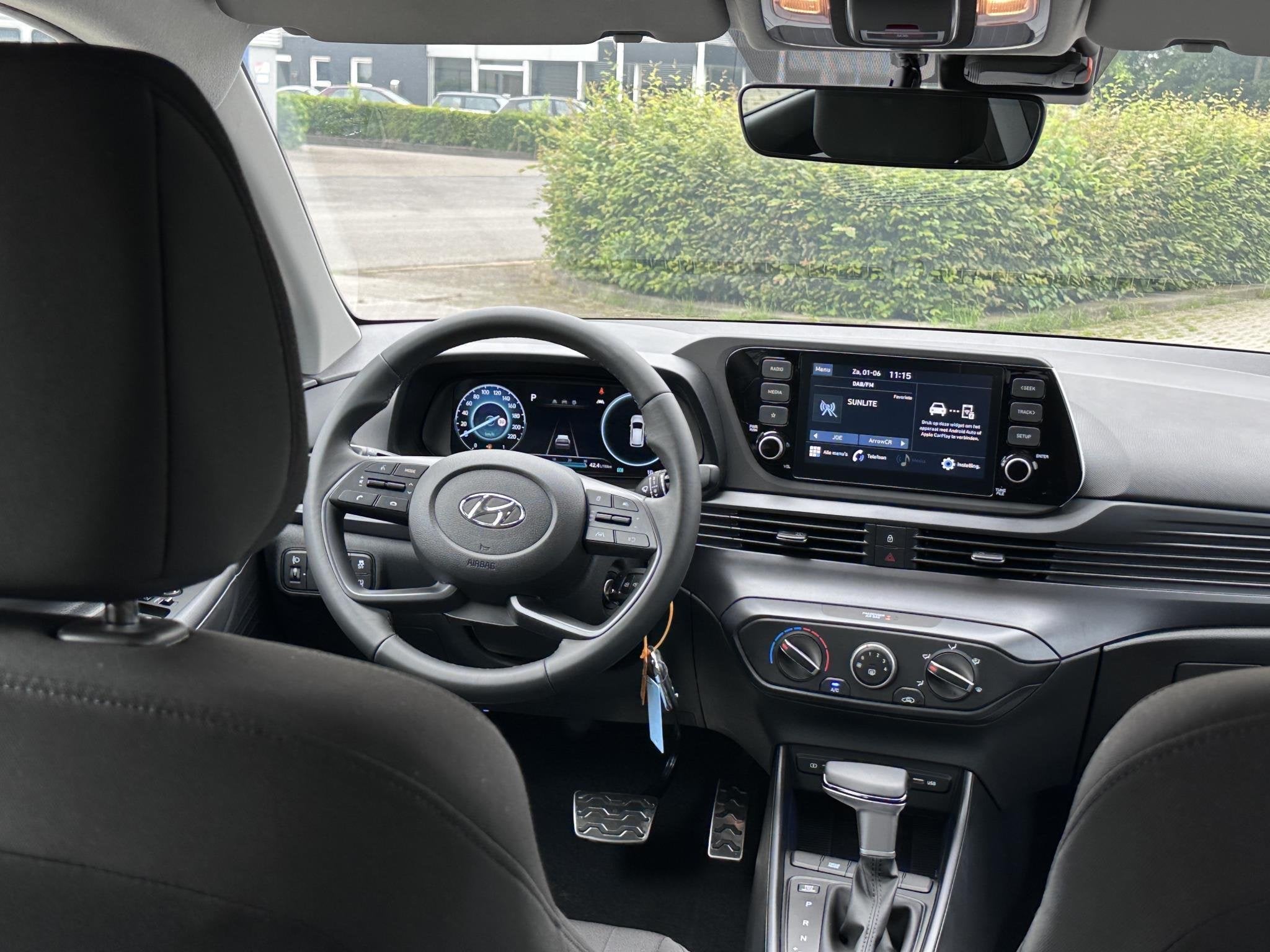 Hyundai Bayon 1.0 T-GDI Comfort / Automaat / Navigatie midde, Auto's, Euro 6, Origineel Nederlands, Bedrijf, 19 km/l