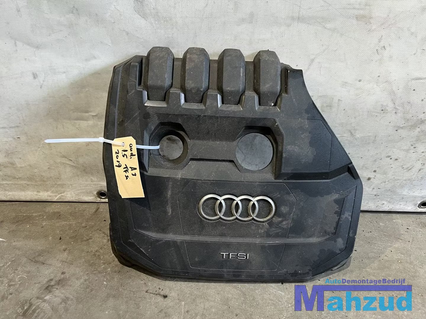 AUDI A3 8V 1.5 TFSI Motorplaat 2012-2020 05E103925L, Auto-onderdelen, Gebruikt, AUDI AG, Auto-Union-Strasse 1
85045  Ingolstadt, DE