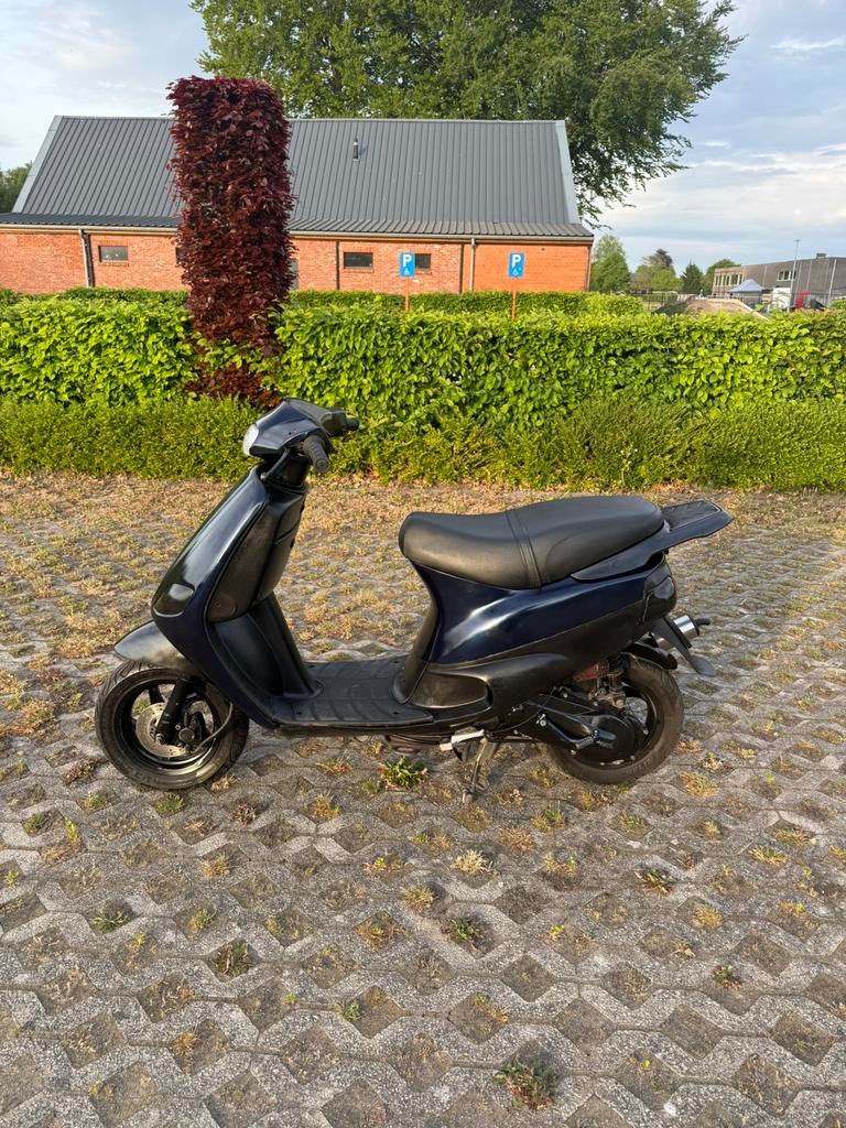 Zip type 3, Ophalen, Zo goed als nieuw, Tweetakt, Piaggio