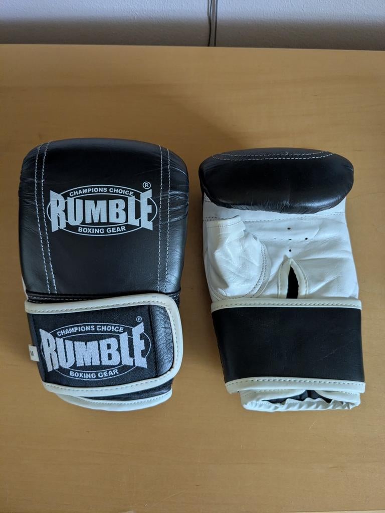 Rumble Bokshandschoenen maat M- Weinig gebruikt, Ophalen of Verzenden, Zo goed als nieuw, Bokshandschoenen