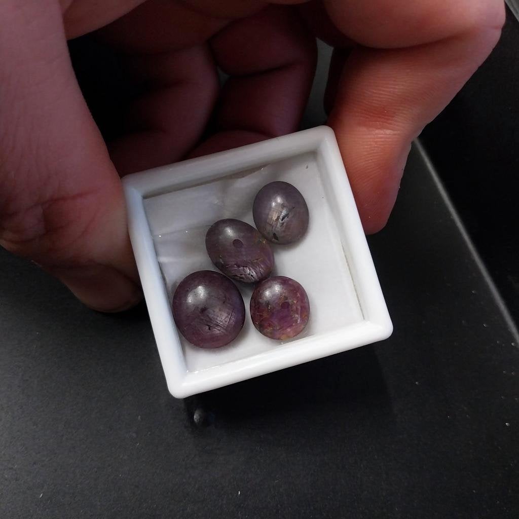 4 grote saffier cabochons edelsteen, Ophalen of Verzenden