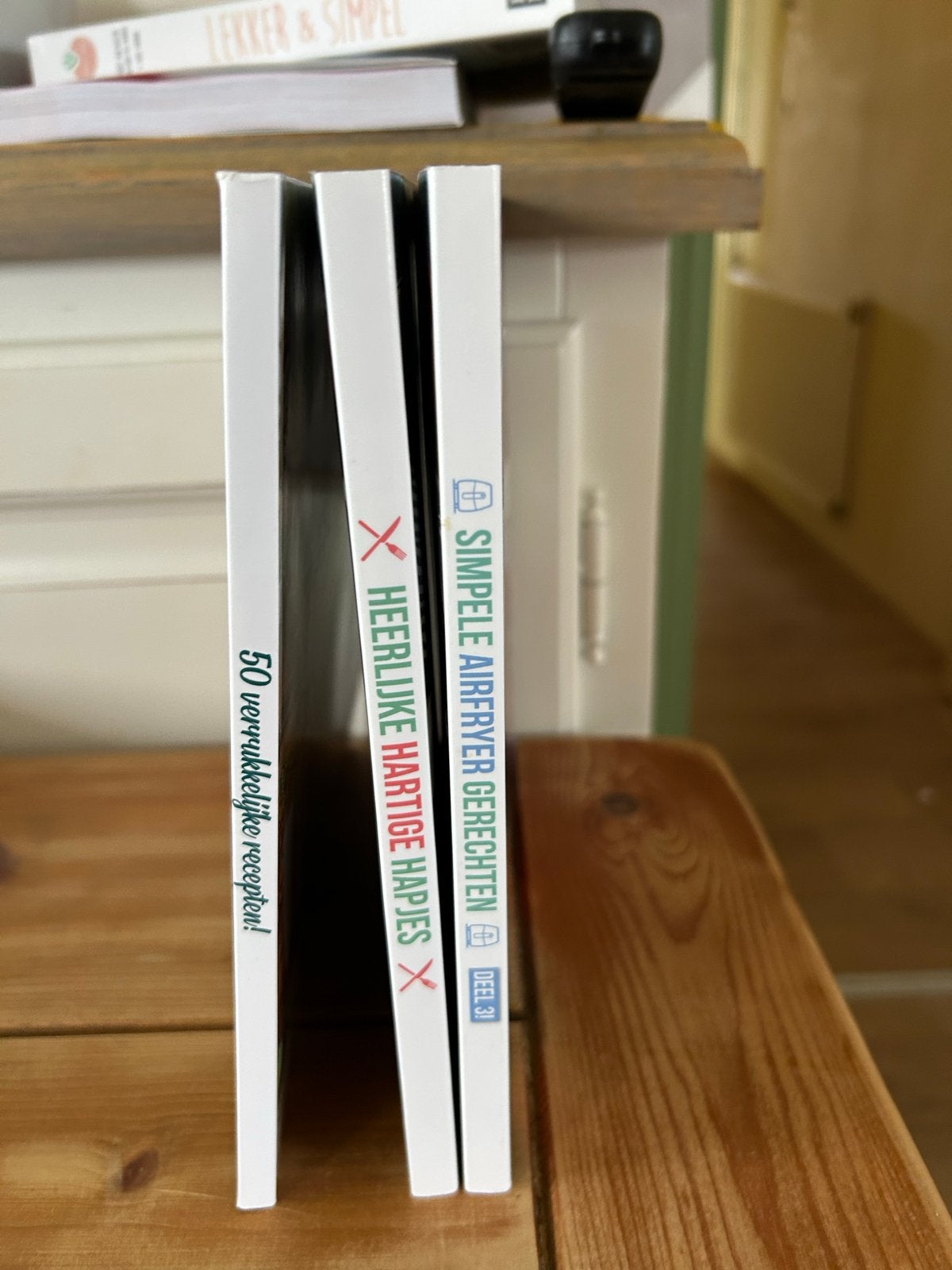 Kookboeken: Airfryer, Hartige Hapjes, Verrukkelijk, Boeken, Kookboeken, Ophalen, Zo goed als nieuw, Overige gebieden, Hoofdgerechten
