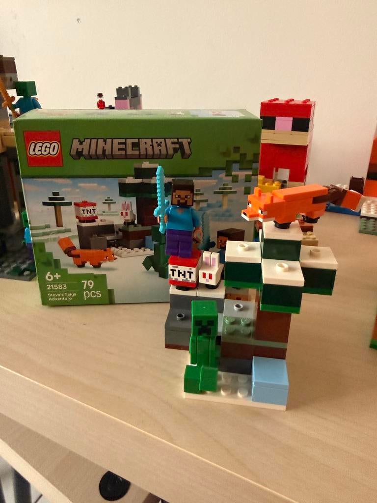 Minecraft lego 21283, Ophalen of Verzenden, Zo goed als nieuw