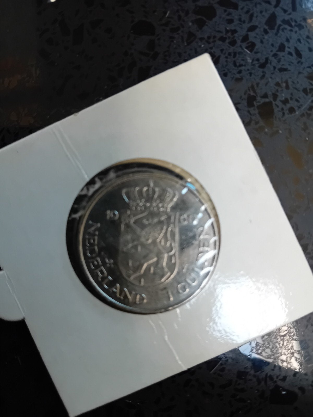 1 gulden van 30 april 1980 is een herdenkingsmunt, Postzegels en Munten, Munten | Nederland, Ophalen of Verzenden, Koningin Beatrix