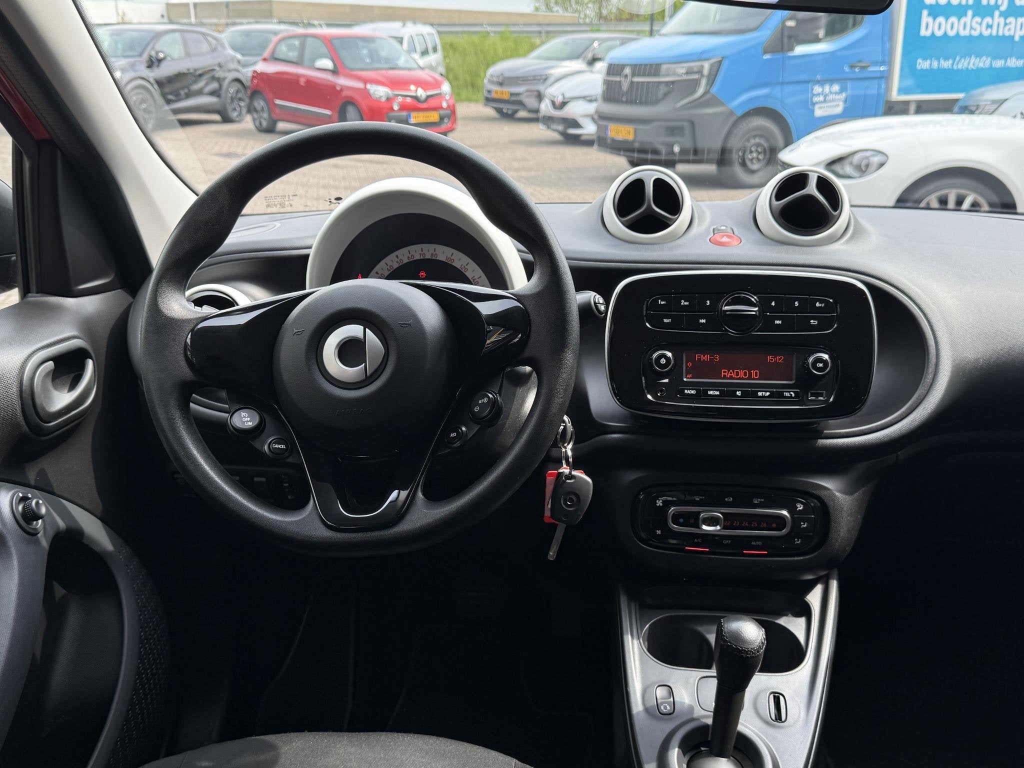 smart forfour 1.0 Pure Automaat | NAP | Cruise Control | Cli, Automaat, Gebruikt, Start-stop-systeem, 4 stoelen