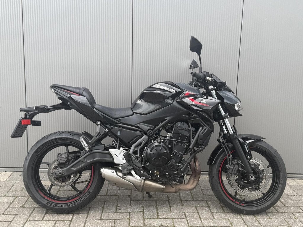 Kawasaki Z650, 649 cc, Bedrijf, Meer dan 35 kW, Toermotor