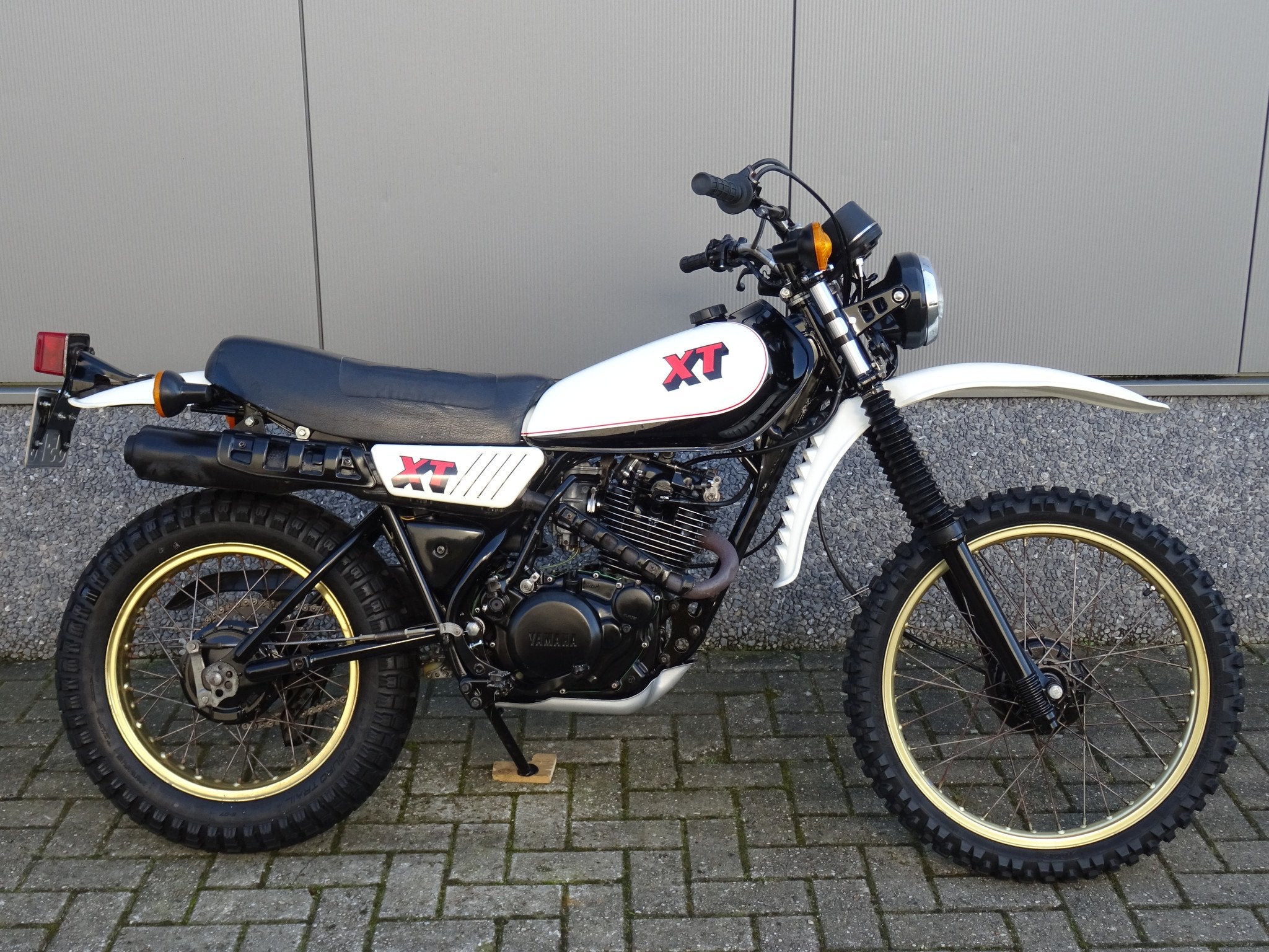 Yamaha XT 250 (bj 1982), Toermotor, 249 cc, 12 t/m 35 kW