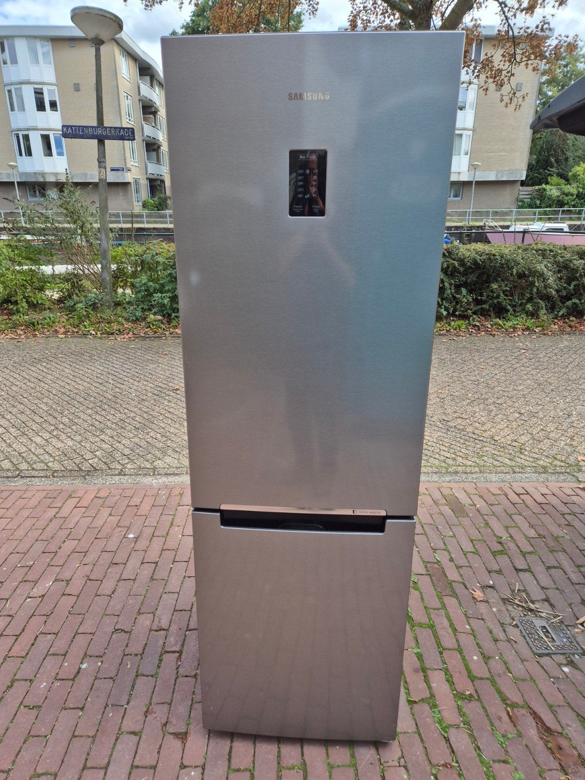 Samsung RB33J3200SA RVS combikoelkast NoFrost 185cm A+, Witgoed en Apparatuur, 200 liter of meer, Met aparte vriezer, Zo goed als nieuw