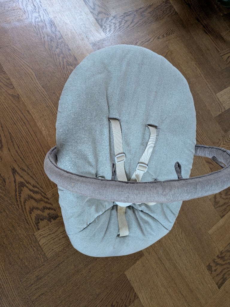 Stokke Nomi Newborn Set + Speelboom, Kinderen en Baby's, Kinderstoelen, Ophalen of Verzenden, Gebruikt, Overige typen