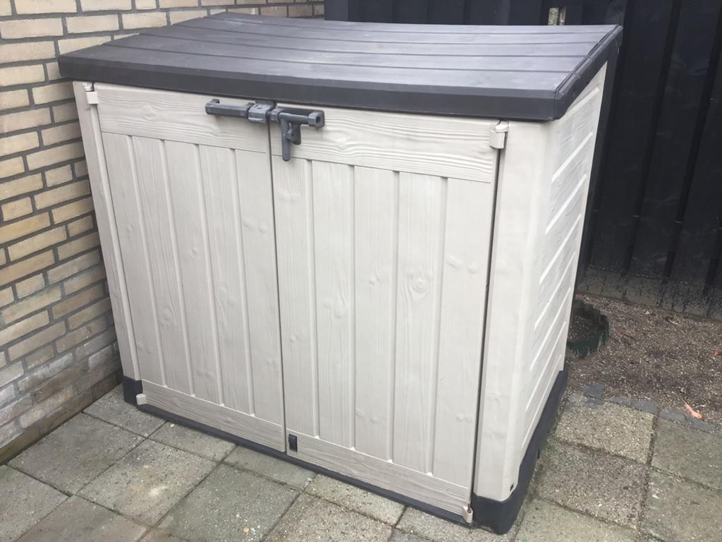 Tuinkast Keter, Tuin en Terras, Bergingen en Tuinkasten, Gebruikt, Containerberging, Kunststof, Ophalen
