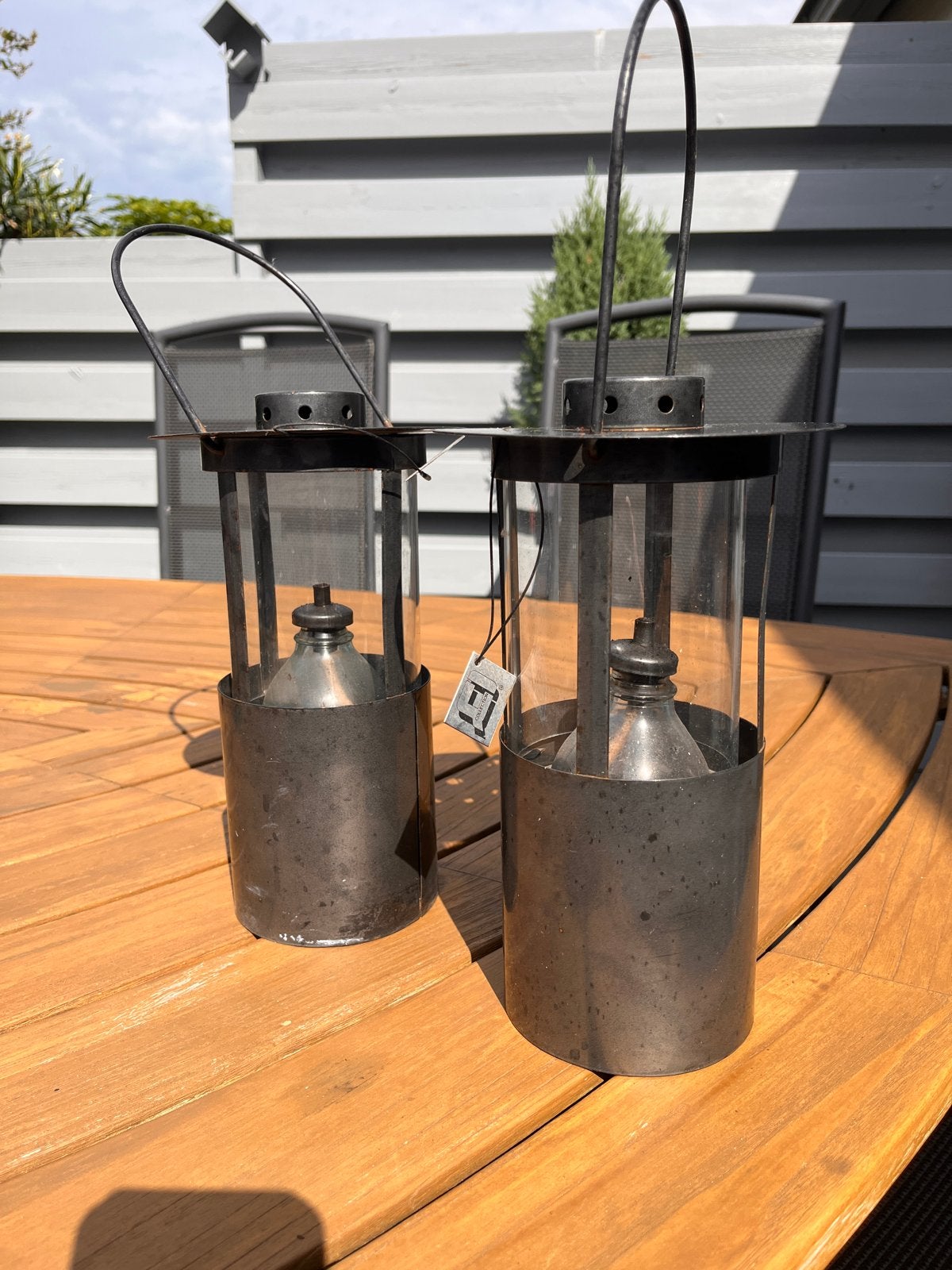 Set van 2 olielampen / tuinfakkels, Ophalen