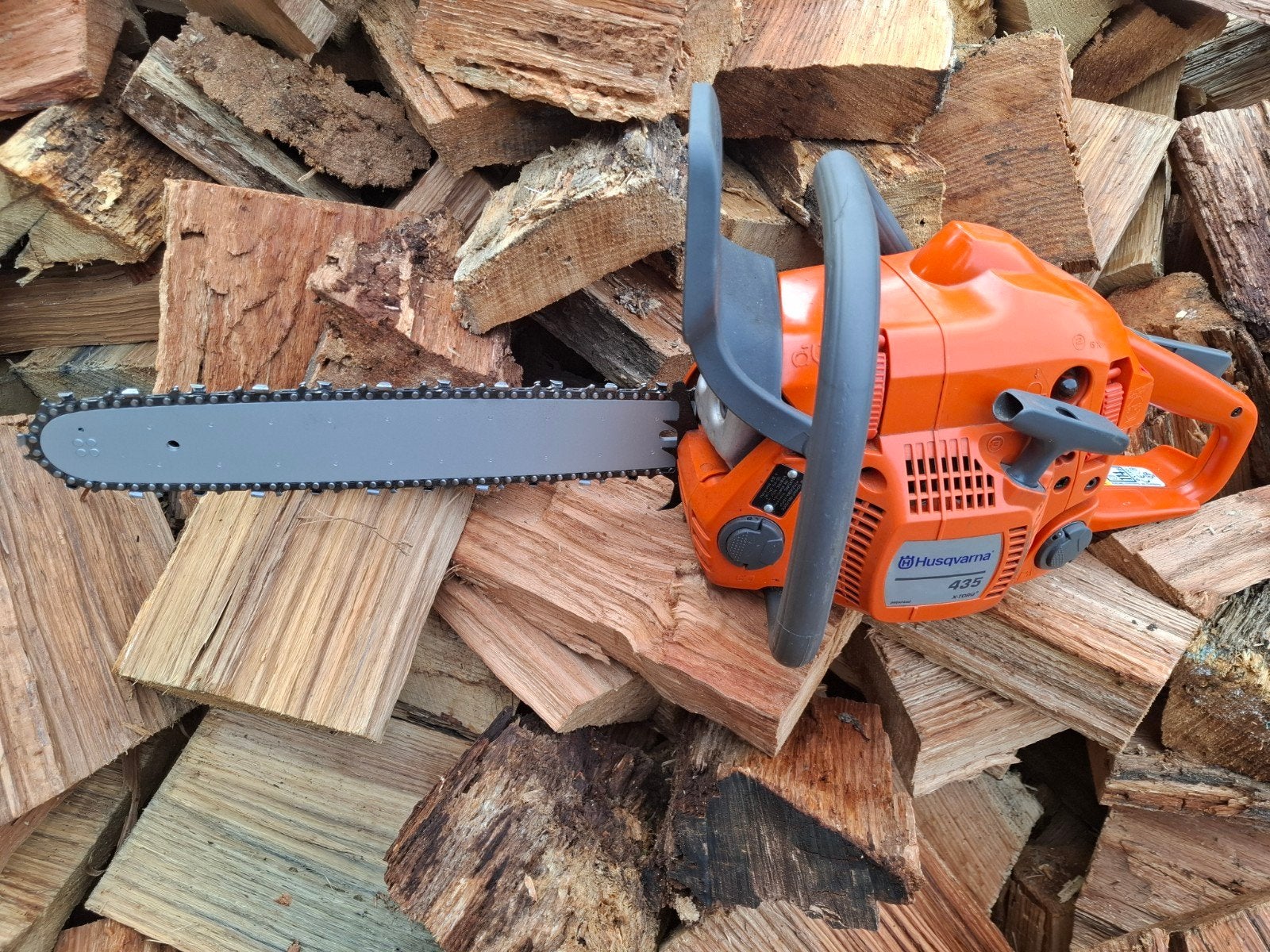 Husqvarna 435 Kettingzaag - Nette staat, onderhoud gehad, Ophalen of Verzenden, Zo goed als nieuw, Husqvarna