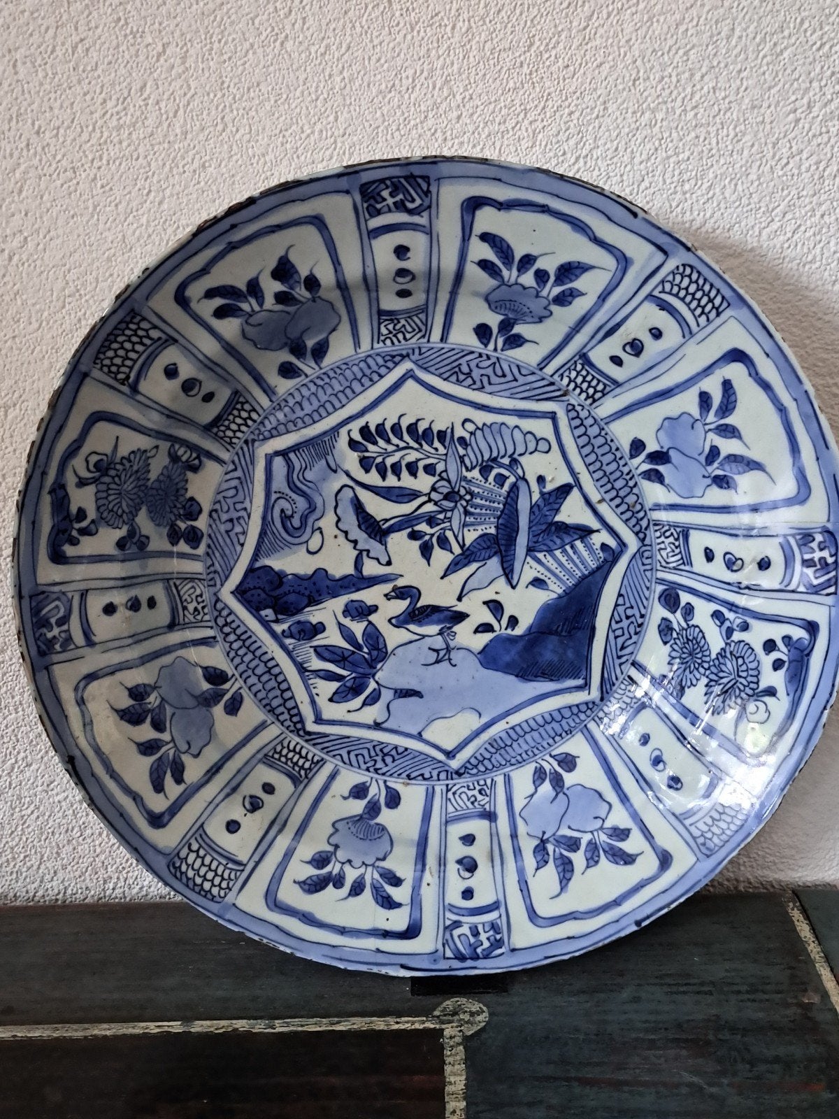Wanli Chinees porselein GROOT bord 36cm. periode 1573-1620, Antiek en Kunst, Ophalen of Verzenden