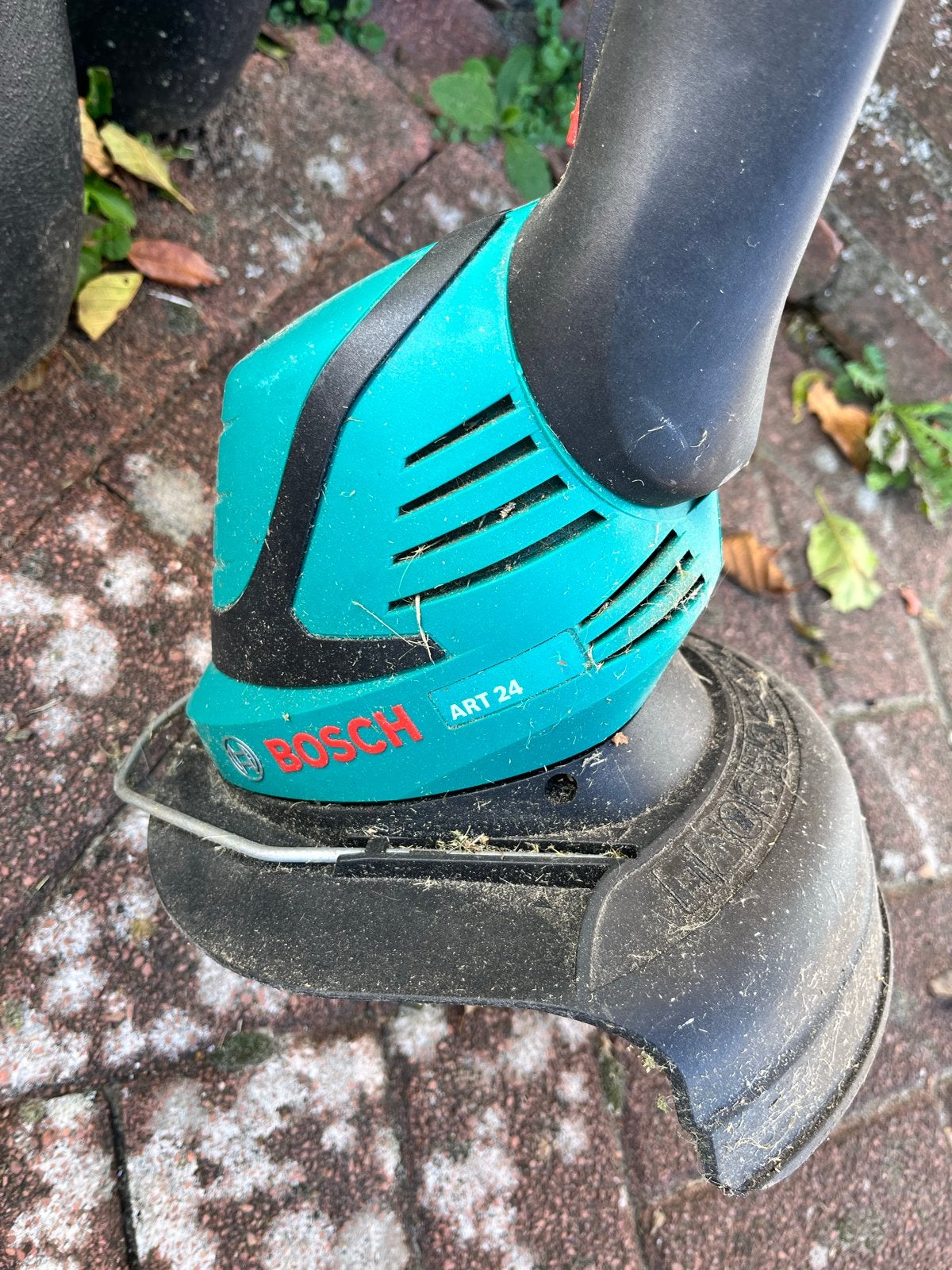 Bosch ART 24 elektrische grastrimmer, Zakelijke goederen, Ophalen of Verzenden, Maaier