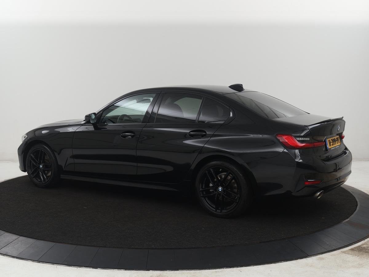 BMW 3-serie 320i Executive Edition | Half leder | Cruise con, Automaat, 1998 cc, Achterwielaandrijving, Gebruikt