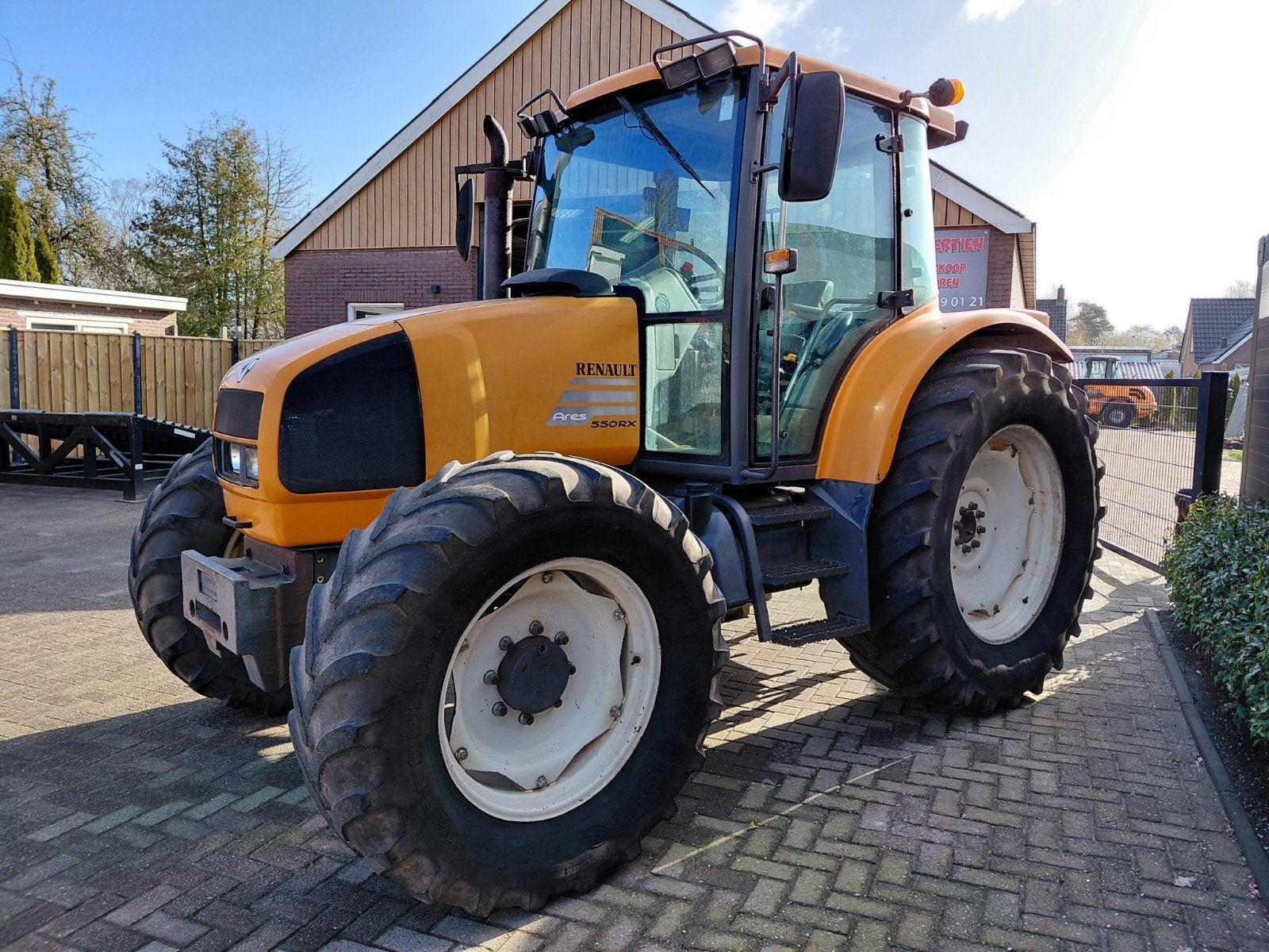 Renault ares 550rx & 610rz, Ophalen of Verzenden, Gebruikt, Tot 80 Pk, Renault