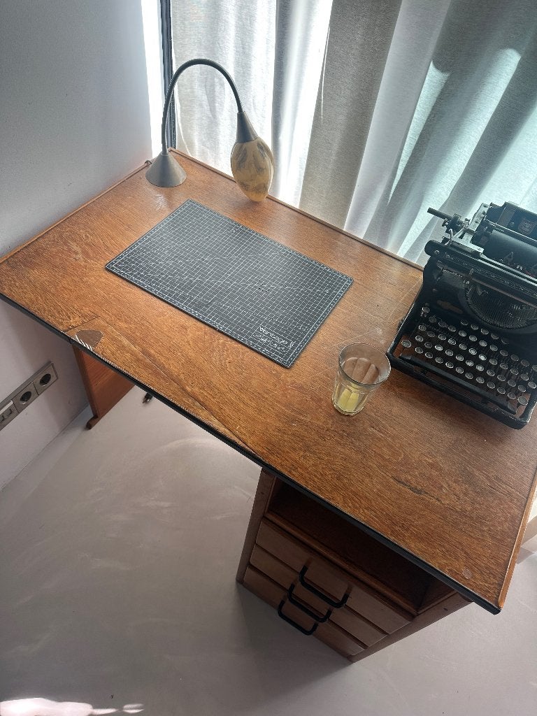 Houten Bureau, Ophalen, Overige typen, Gebruikt, 110 cm