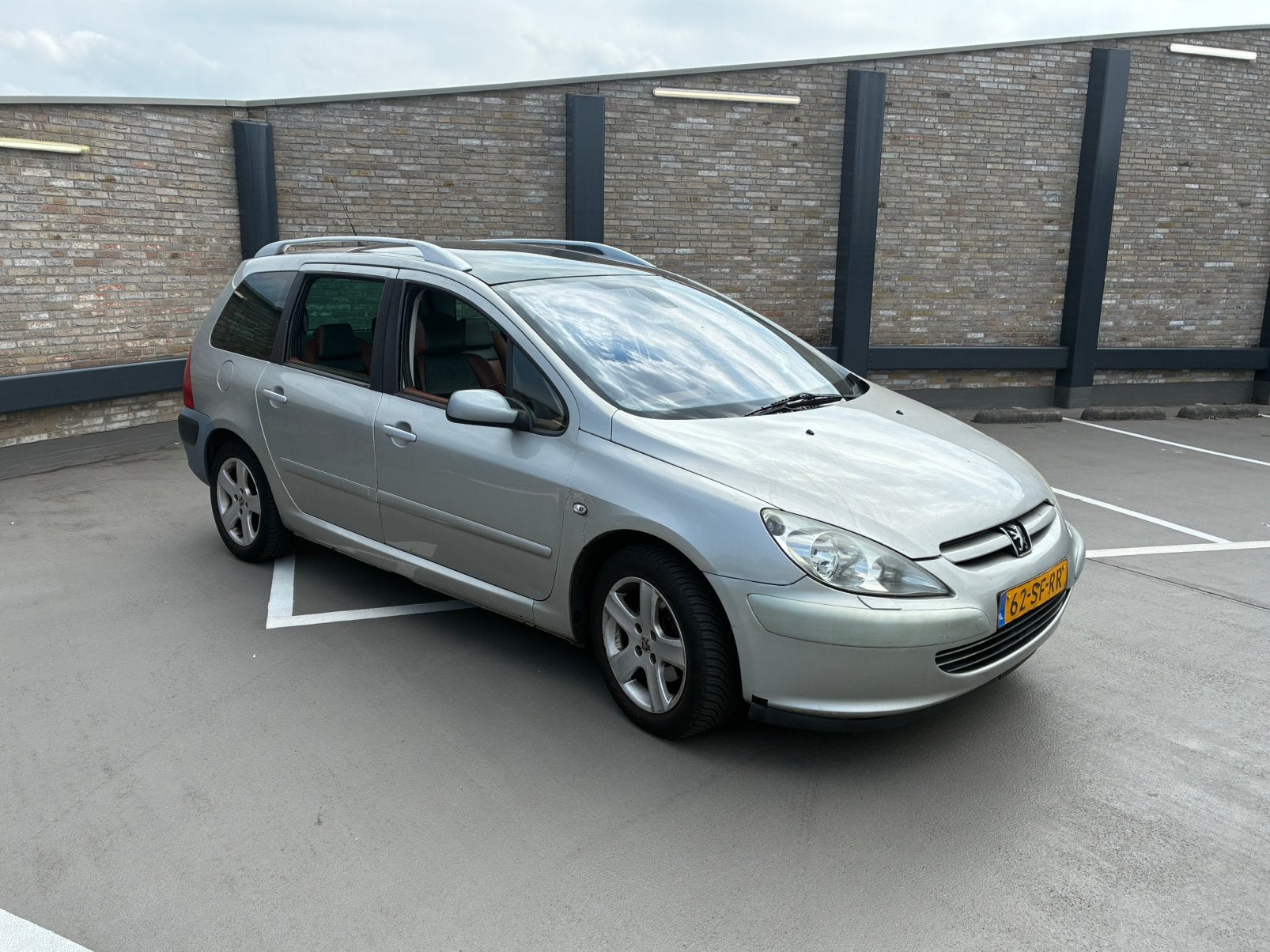 Peugeot 307 2.0 16V SW 2005 Grijs Roland Garros, Voorwielaandrijving, 1330 kg, 136 pk, 4 cilinders