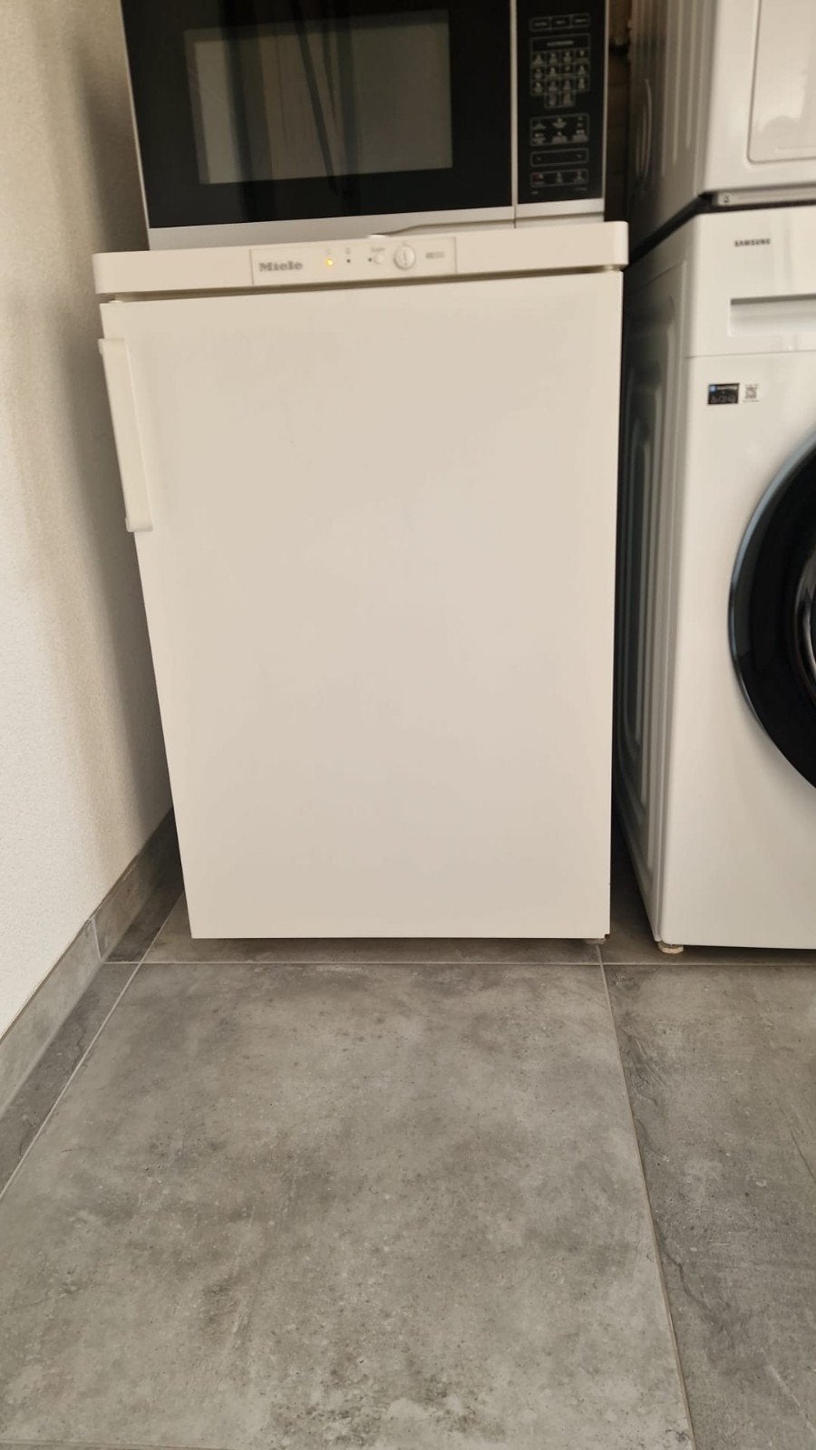 Miele Vriezer TafelModel, Witgoed en Apparatuur, Vriezers en Diepvrieskisten, Ophalen of Verzenden, Gebruikt, Minder dan 60 cm