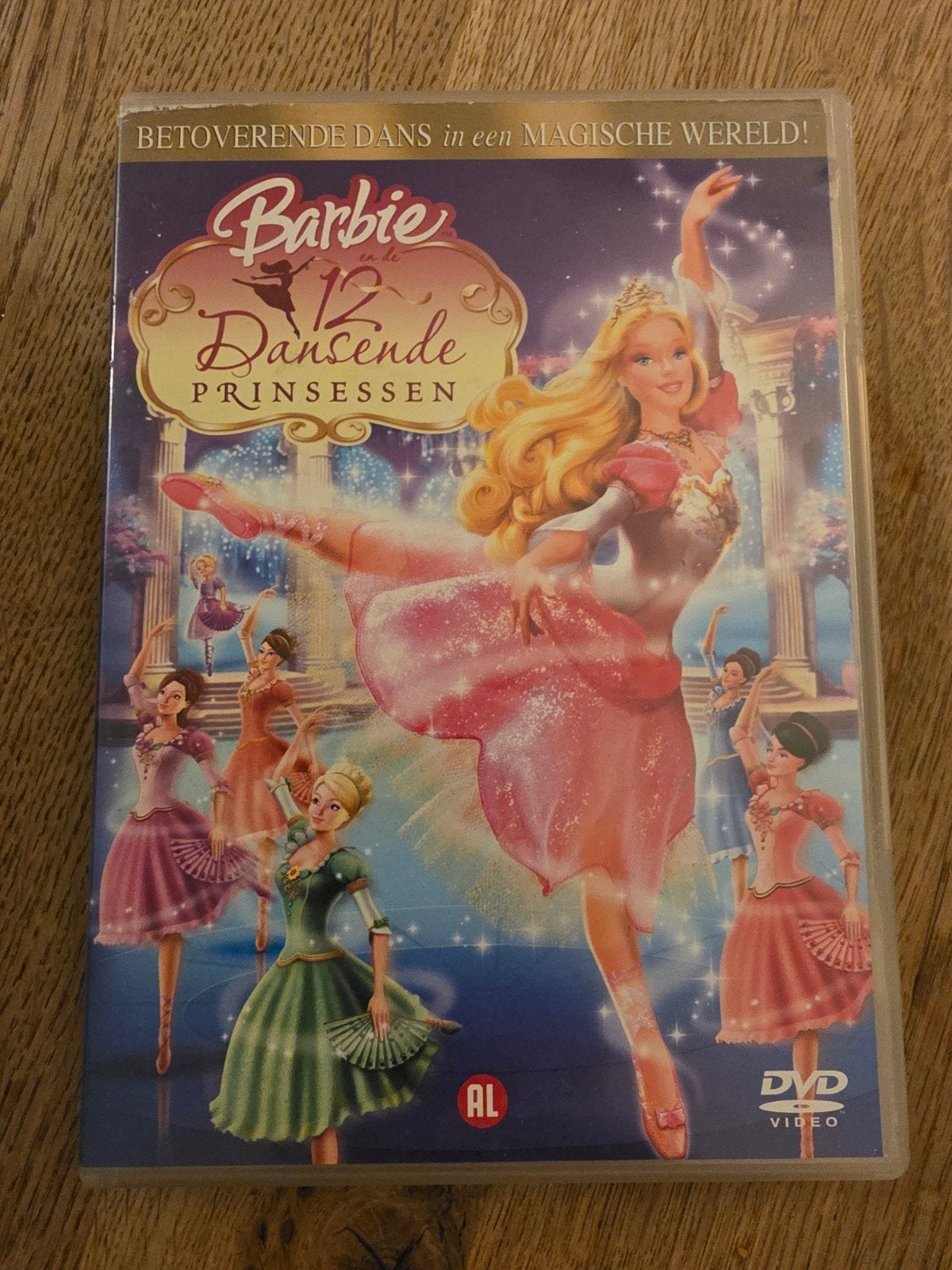 Barbie en de 12 dansende prinsessen, Alle leeftijden, Ophalen of Verzenden, Zo goed als nieuw, Amerikaans