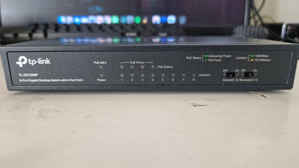 TP link Switch met PoE, Ophalen, Zo goed als nieuw