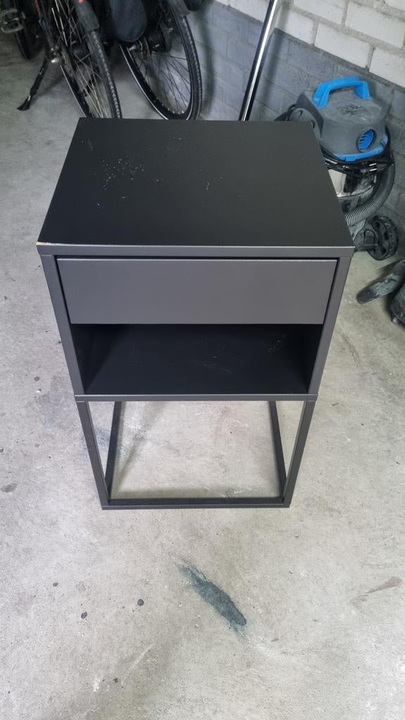 Ikea nachtkastjes Vikhammer, Ophalen, Minder dan 45 cm, Minder dan 55 cm