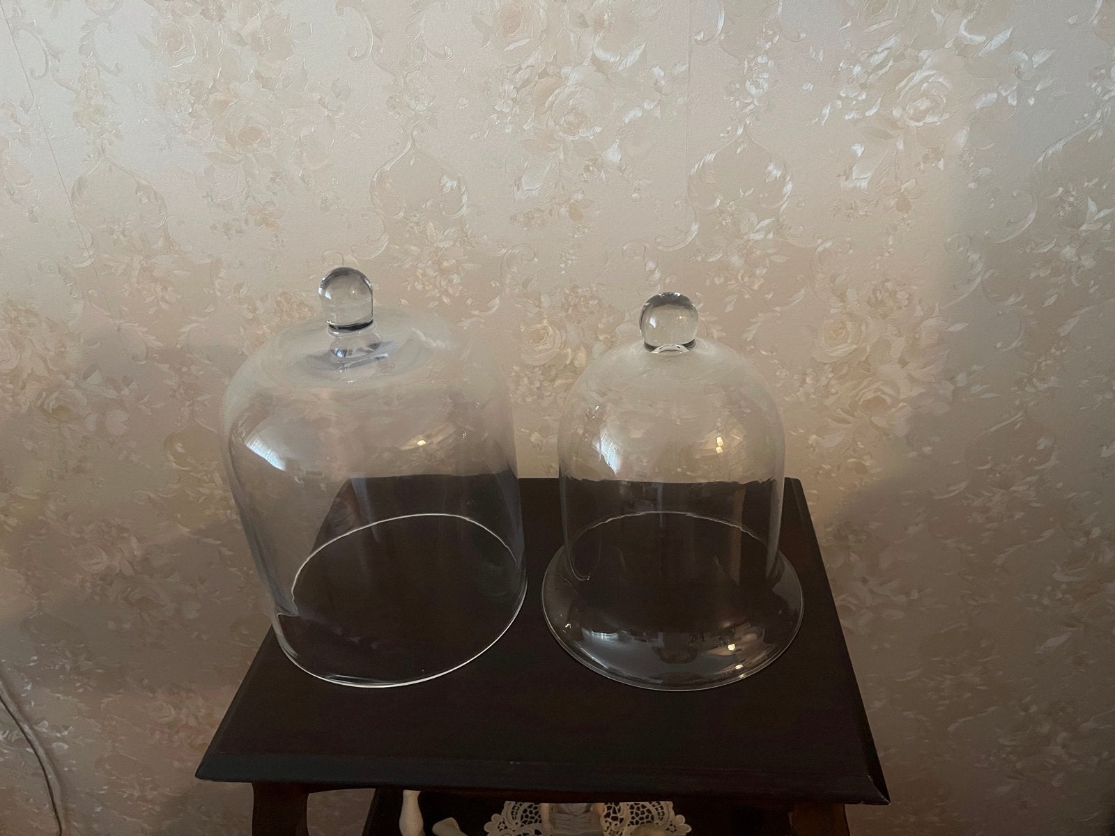 Set van 2 glazen stolpen (20/25 cm en 20/28 cm), Glas, Ophalen of Verzenden, Gebruikt, Set