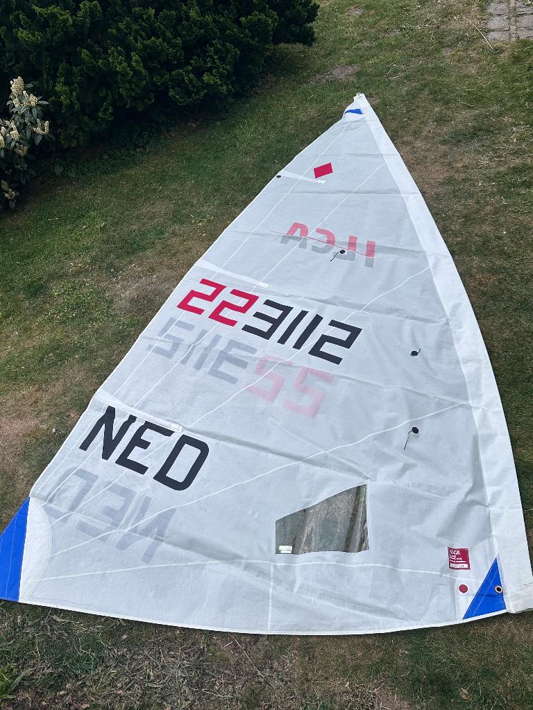 ILCA-6 laser radiaal zeil, Watersport en Boten, Ophalen, Gebruikt, Grootzeil, Minder dan 15 m²