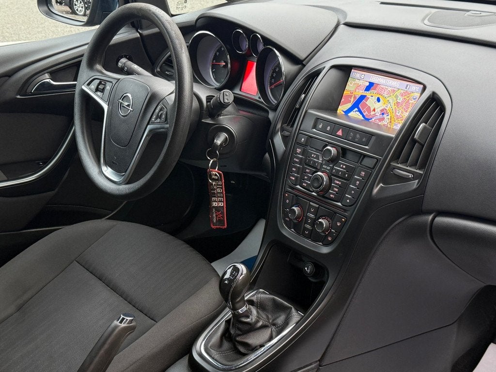 Opel Astra Sports Tourer 1.4 Business Edition - NAVI - CRUIS, Voorwielaandrijving, Euro 5, Gebruikt, 4 cilinders