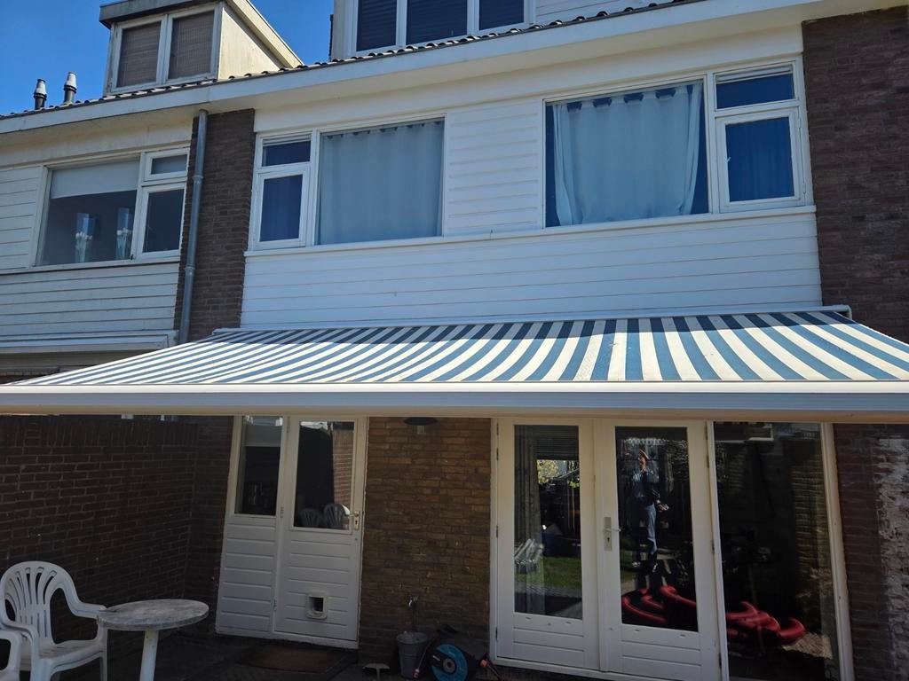Gestreept zonnescherm 545x250 cm met nieuwe motor, Tuin en Terras, Zonneschermen, Ophalen of Verzenden