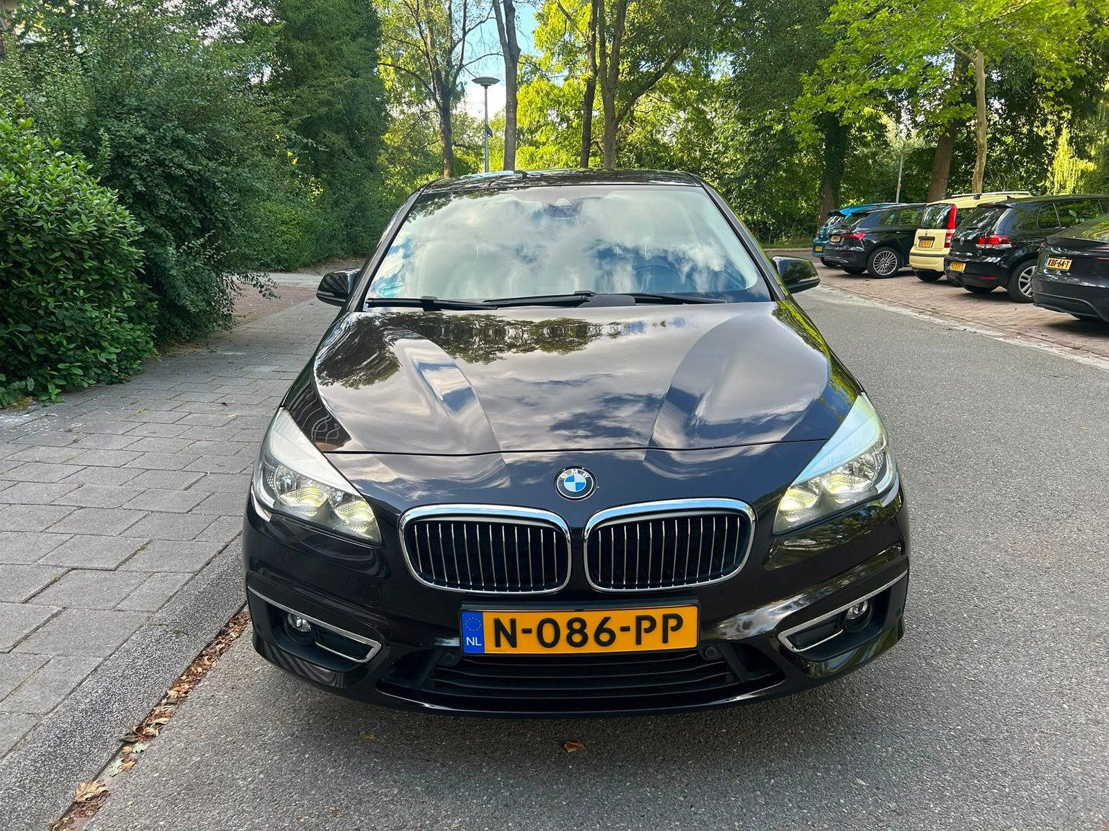 BMW 2-Serie Active Tourer 220i 192pk Aut 2015 Bruin top auto, 1998 cc, 730 kg, Bruin, 75 €/maand