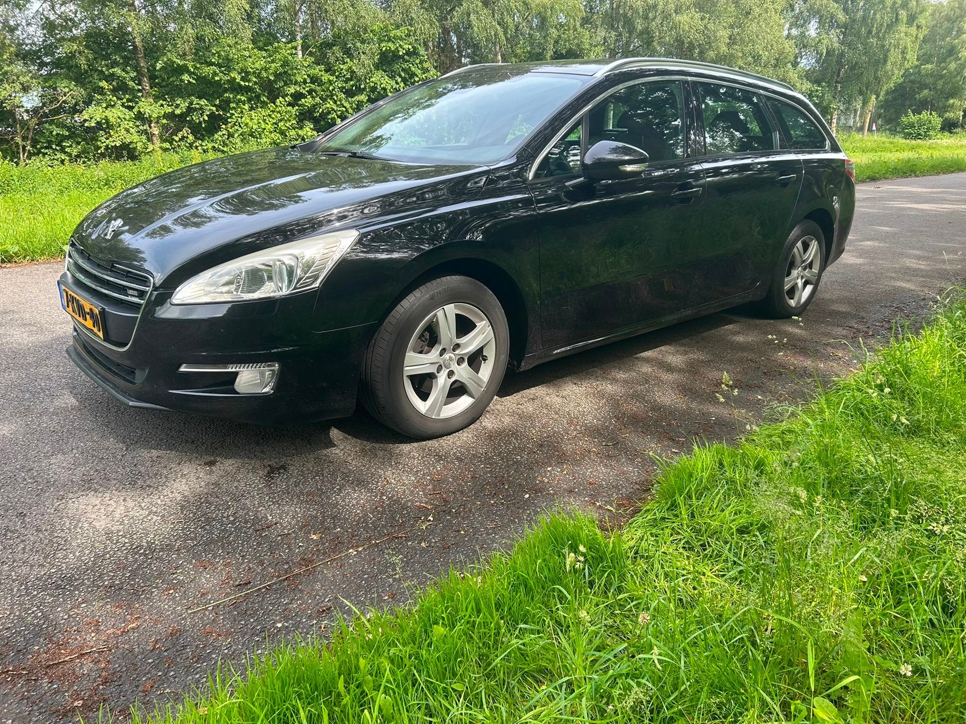 Peugeot 508 SW 1.6 e-HDi Blue Lease Executive, Auto's, Euro 5, Gebruikt, 4 cilinders, Zwart
