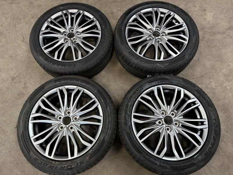 18 inch originele velgen + zomerbanden Toyota C-HR 4261A-YY0, Auto-onderdelen, 18 inch, -, -, Banden en Velgen