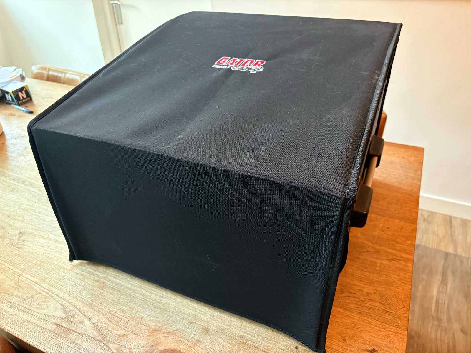 Gator case. 10 U & 4 U 19” rack with laptop stand, Ophalen, Gebruikt